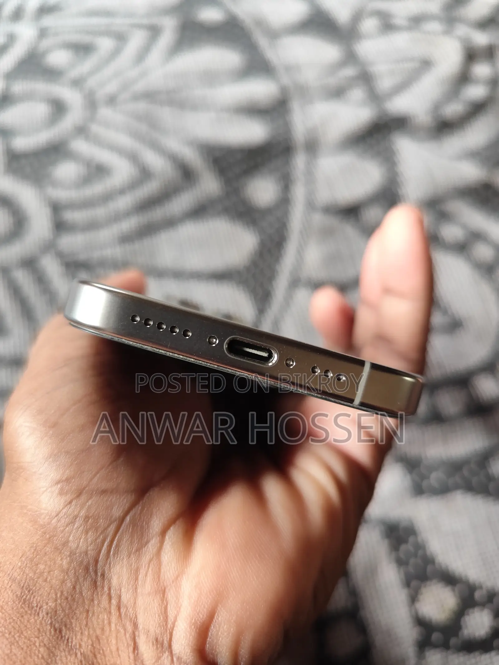 Apple iPhone 16 Pro 128 GB Gray