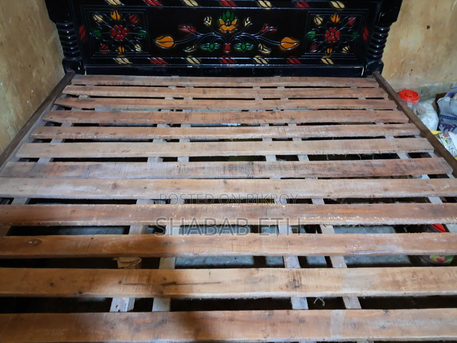 Excellent double bed made of mahogany wood for urgent sale (used for 2 years)