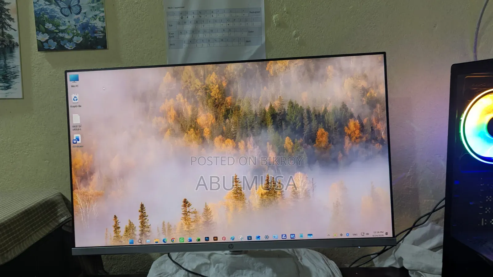 Monitor Post