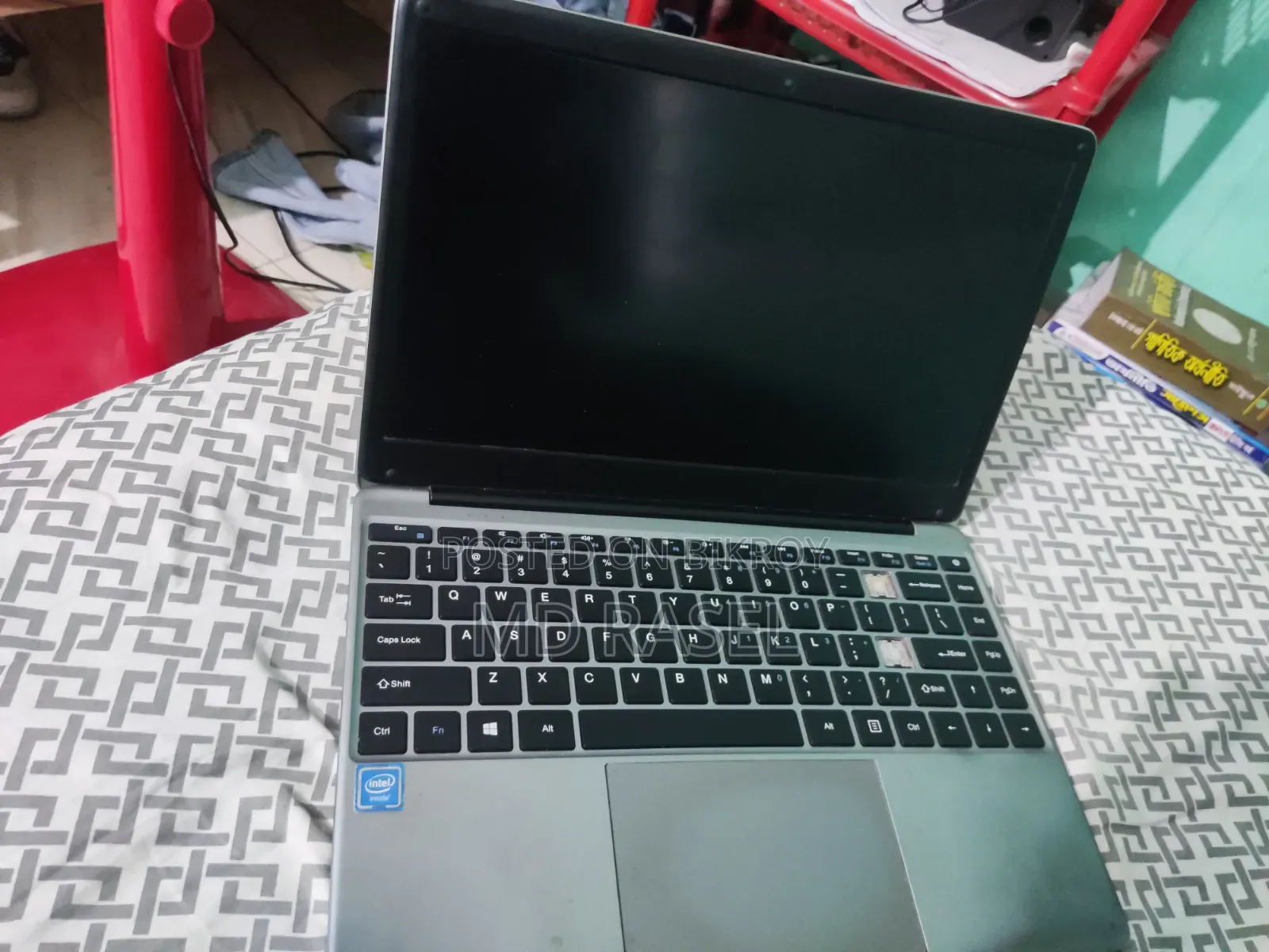 Laptop Chuwi HeroBook Pro 8GB Intel Core i3 SSD 256GB