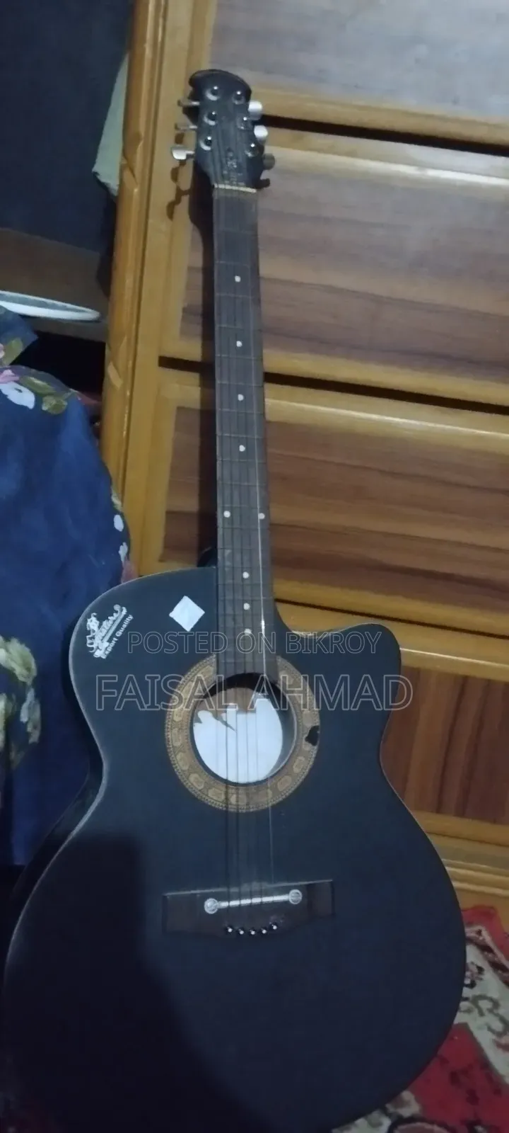 Guitar 3500