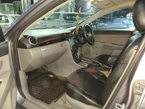 Mazda Axela 2004 Gray