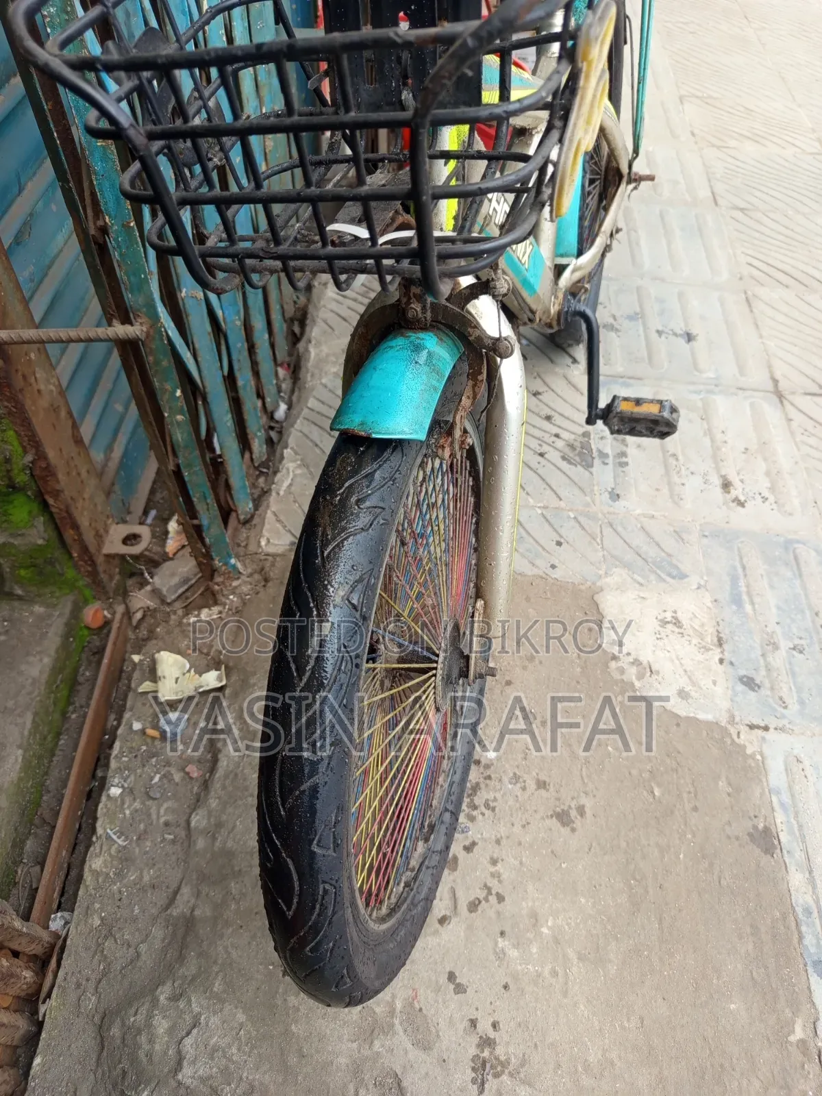 Selling children's bicycle