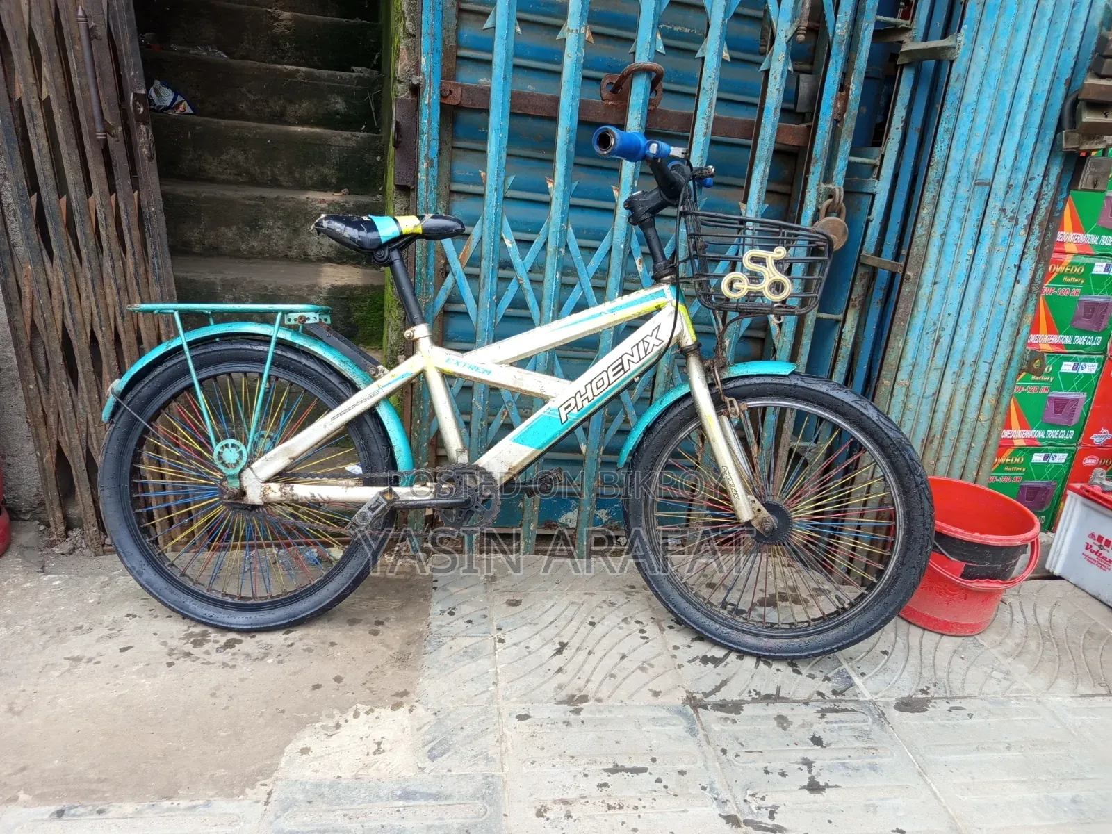Selling children's bicycle
