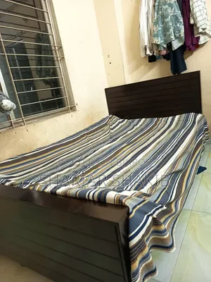 Semi Double Bed