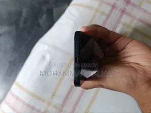 New Apple iPhone 16 Plus 128 GB Black