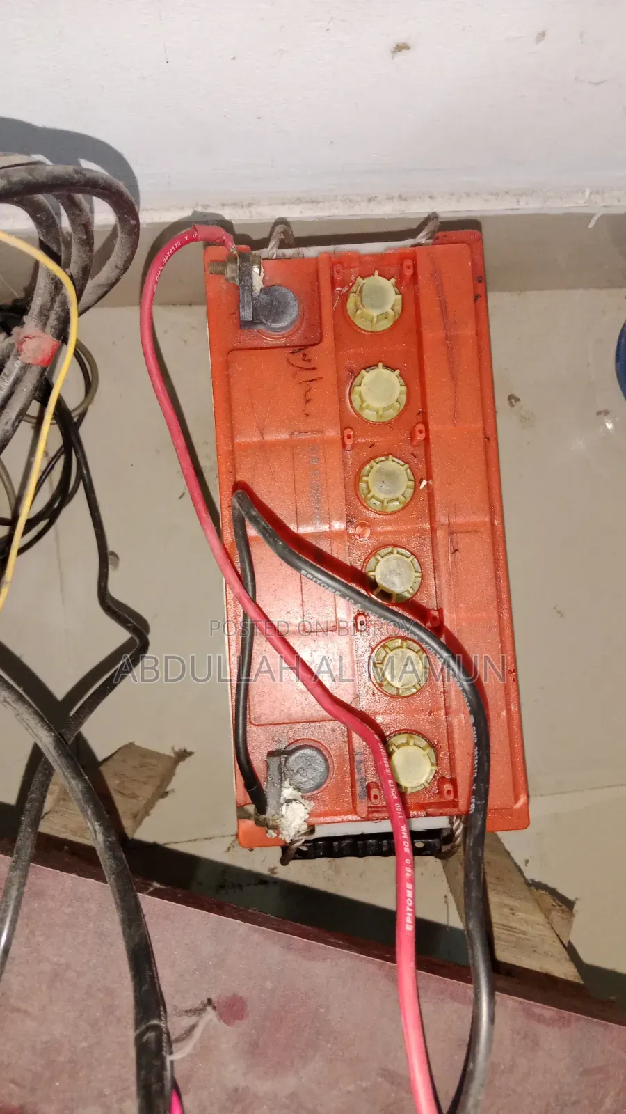 IPS with Battery for sale.