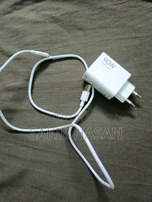পোকো এক্স৭ প্রো চার্জার এবং ক্যাবল