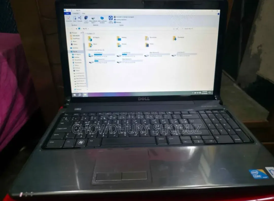Laptop Dell Inspiron 15 5579 3GB Intel Core I3 HDD+SSD 750GB