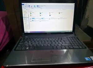 Laptop Dell Inspiron 15 5579 3GB Intel Core i3 HDD+SSD 750GB