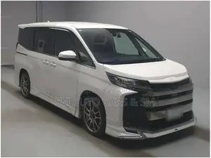 Toyota Noah 2022 Pearl