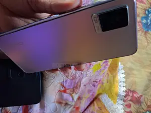 Vivo V20 128 GB