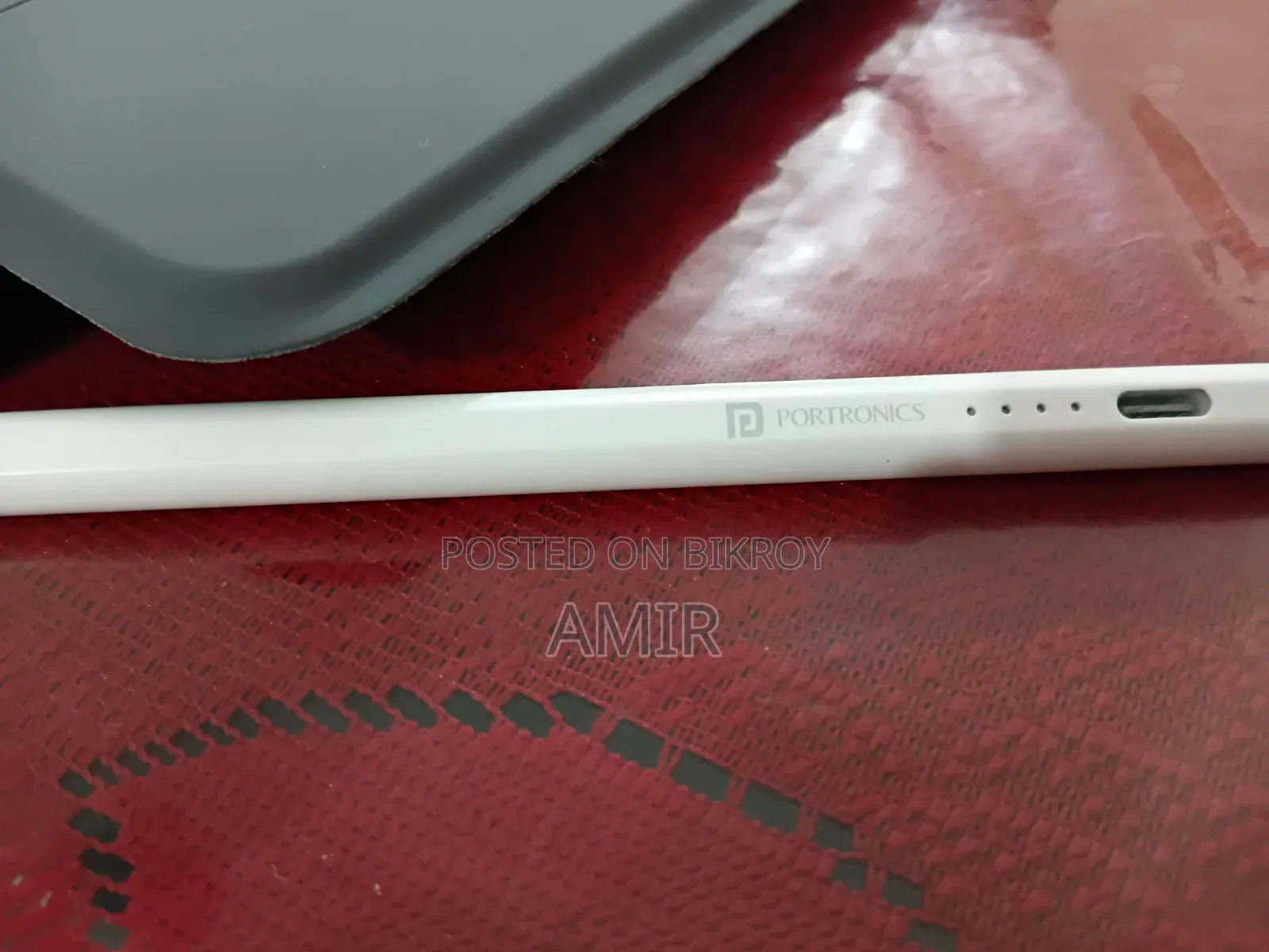 iPad Pencil, White Color
