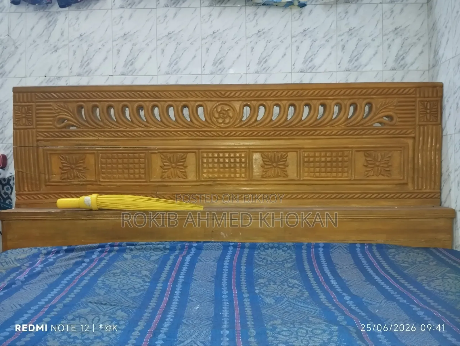 Akashmoni Wood Bed