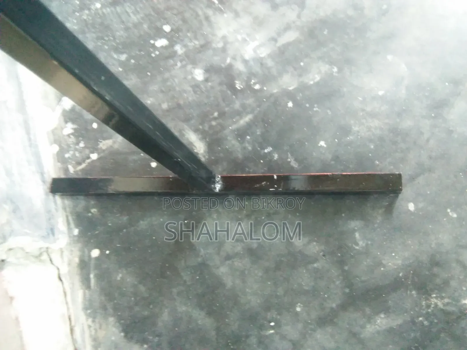 প্রজেক্টর এর পর্দা ১২০ ইঞ্চি