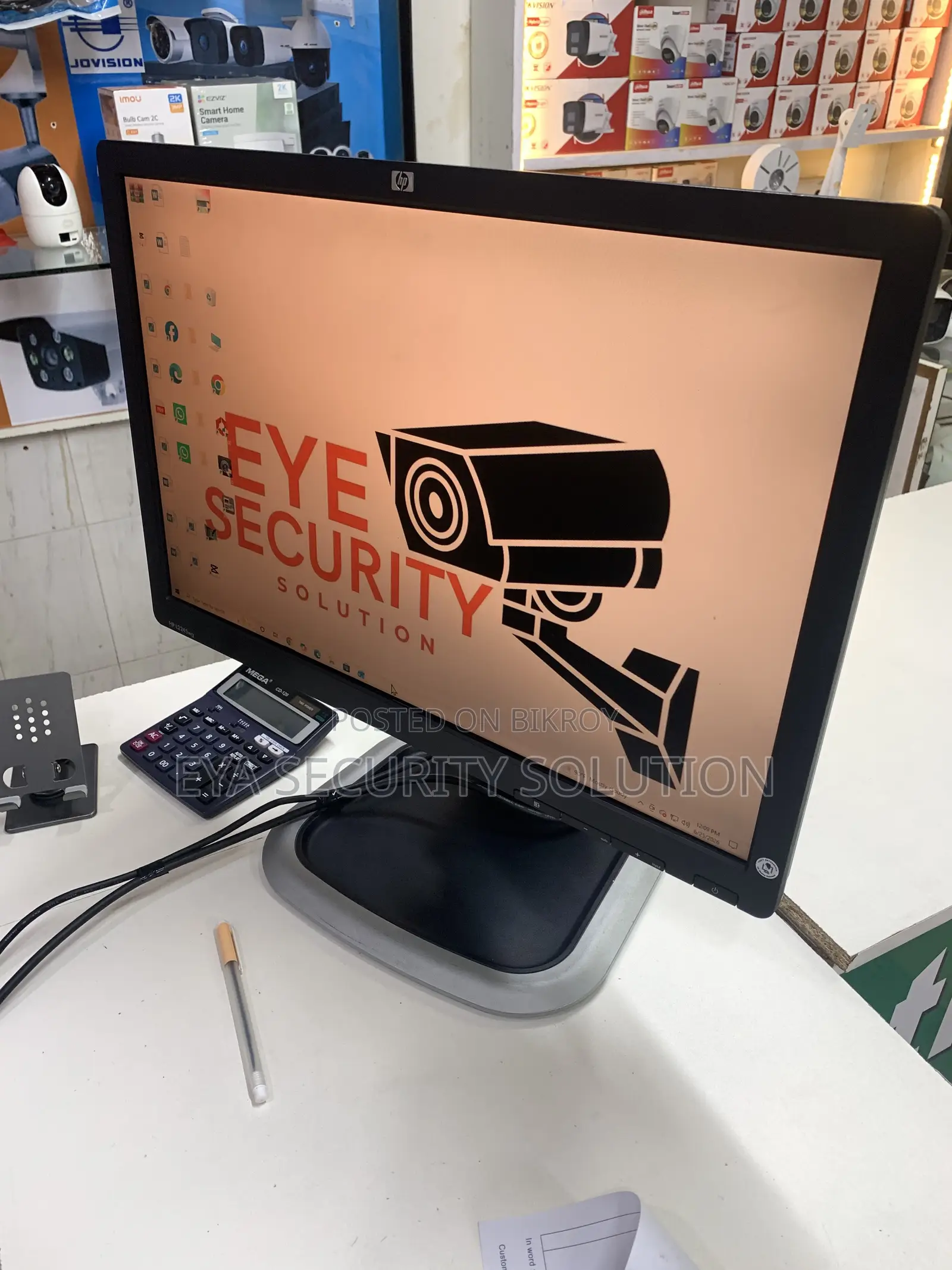 HP 22" Monitor