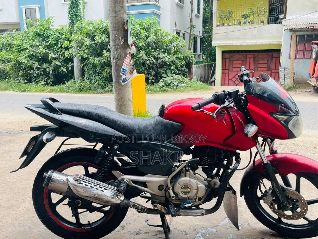 Bajaj Pulsar 150 2013 Red