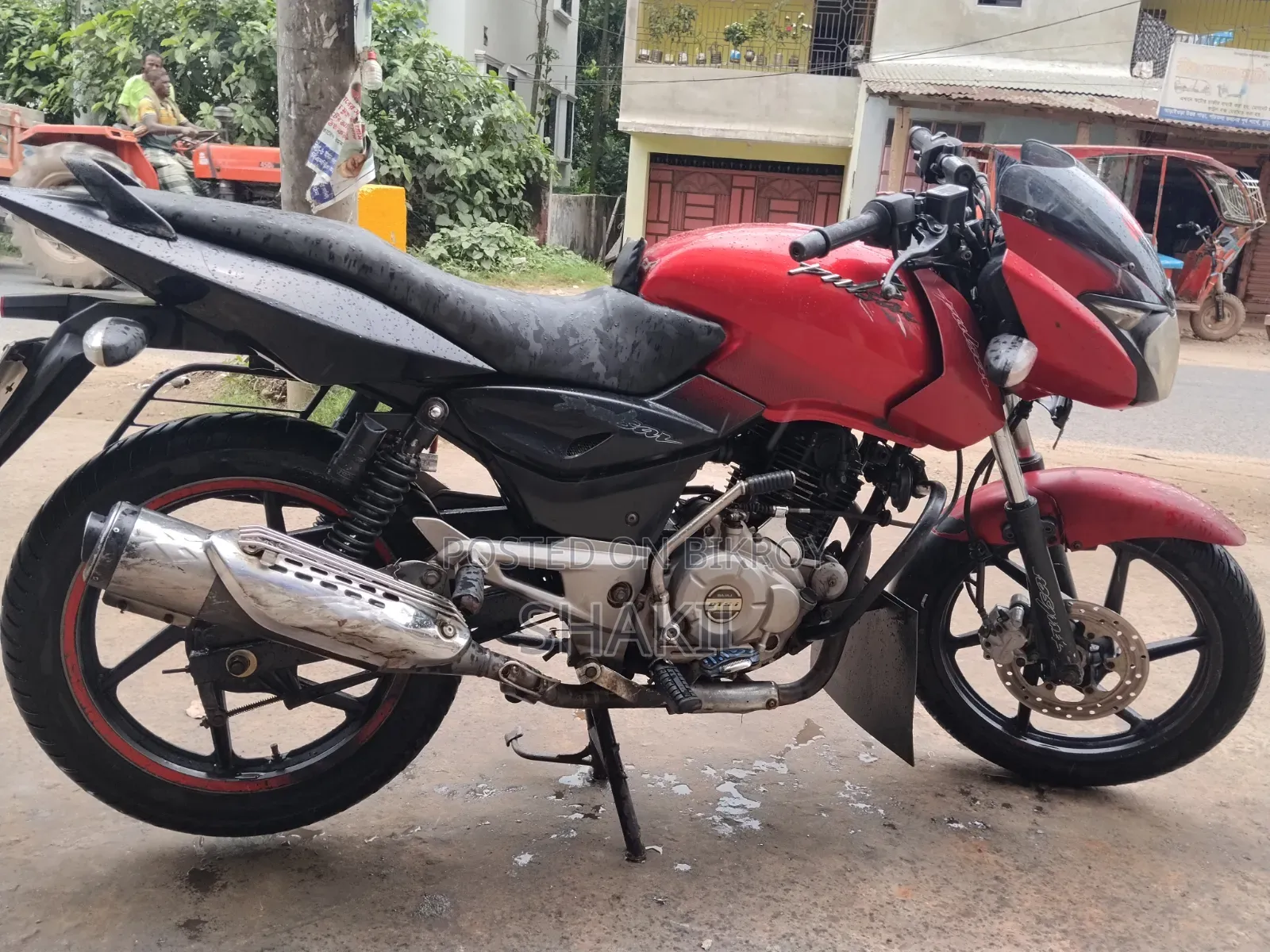 Bajaj Pulsar 150 2013 Red