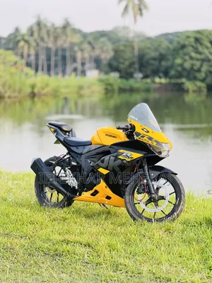 Suzuki GSX-R 2022 Yellow