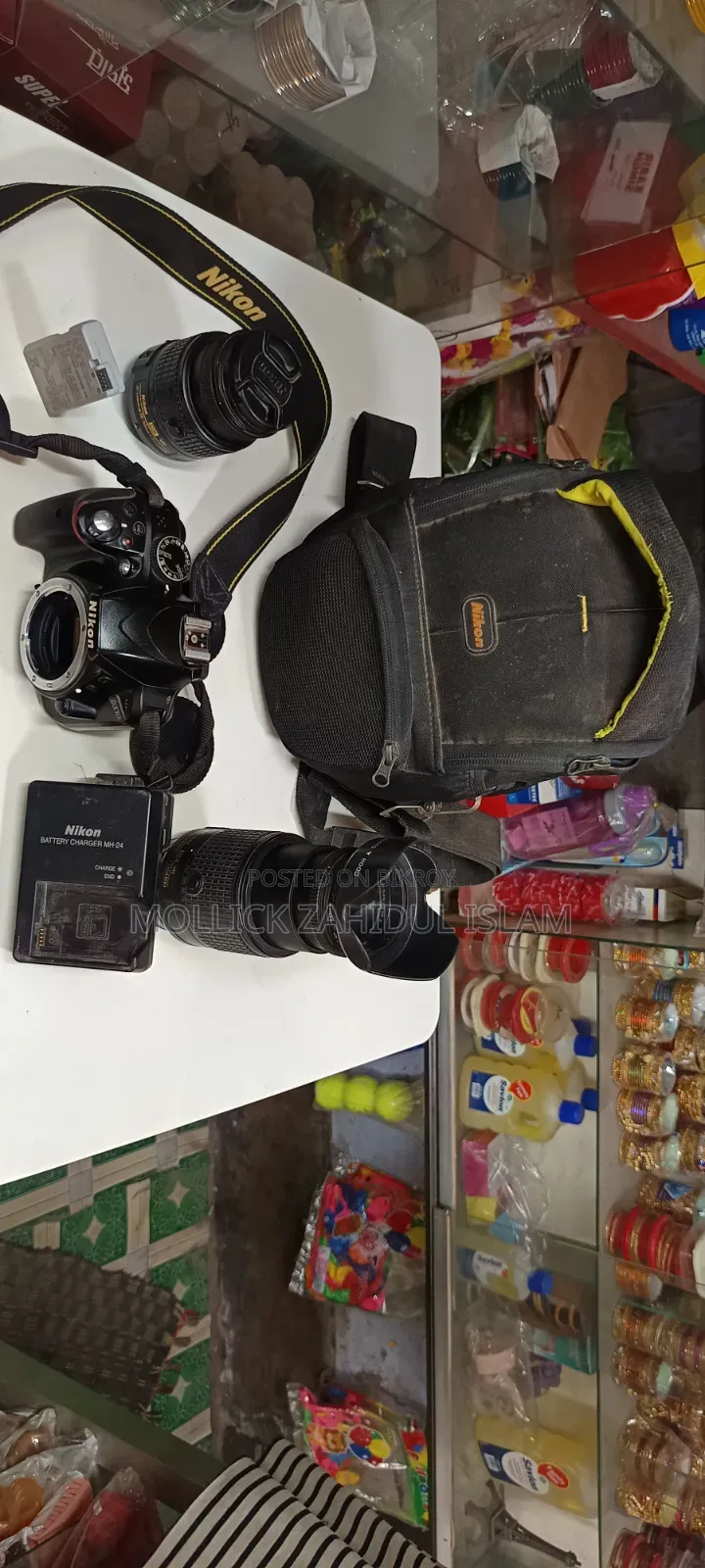 Nikon D 3300