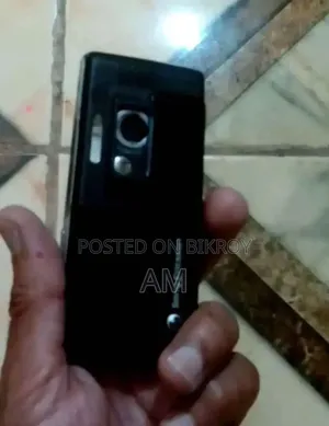 সনি এরিকসন কে৮১০ ব্ল্যাক