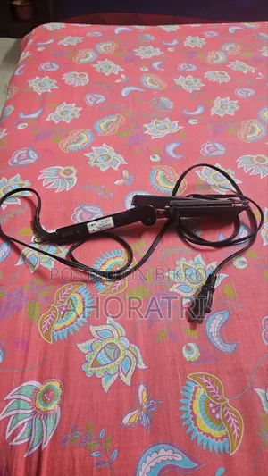 Hair straightener