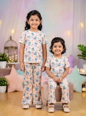 হাফ স্লিভ টি-শার্ট এবং প্যান্ট সেট