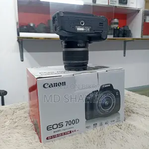 Canon Eos 700d DSLR
