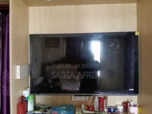 Hisence 50" Led Smart Tv.