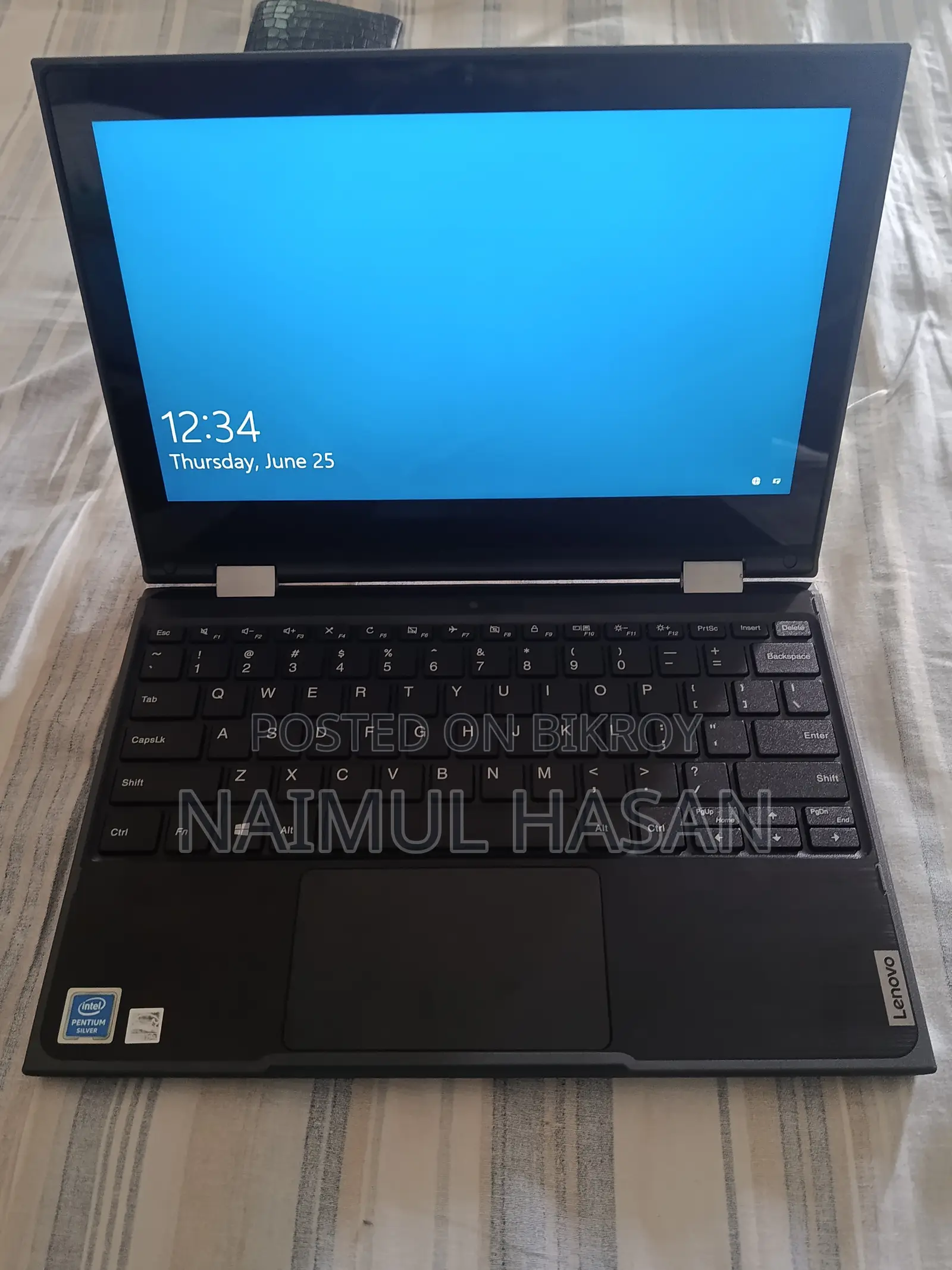 Laptop Lenovo 300e 8GB Intel SSD 128GB