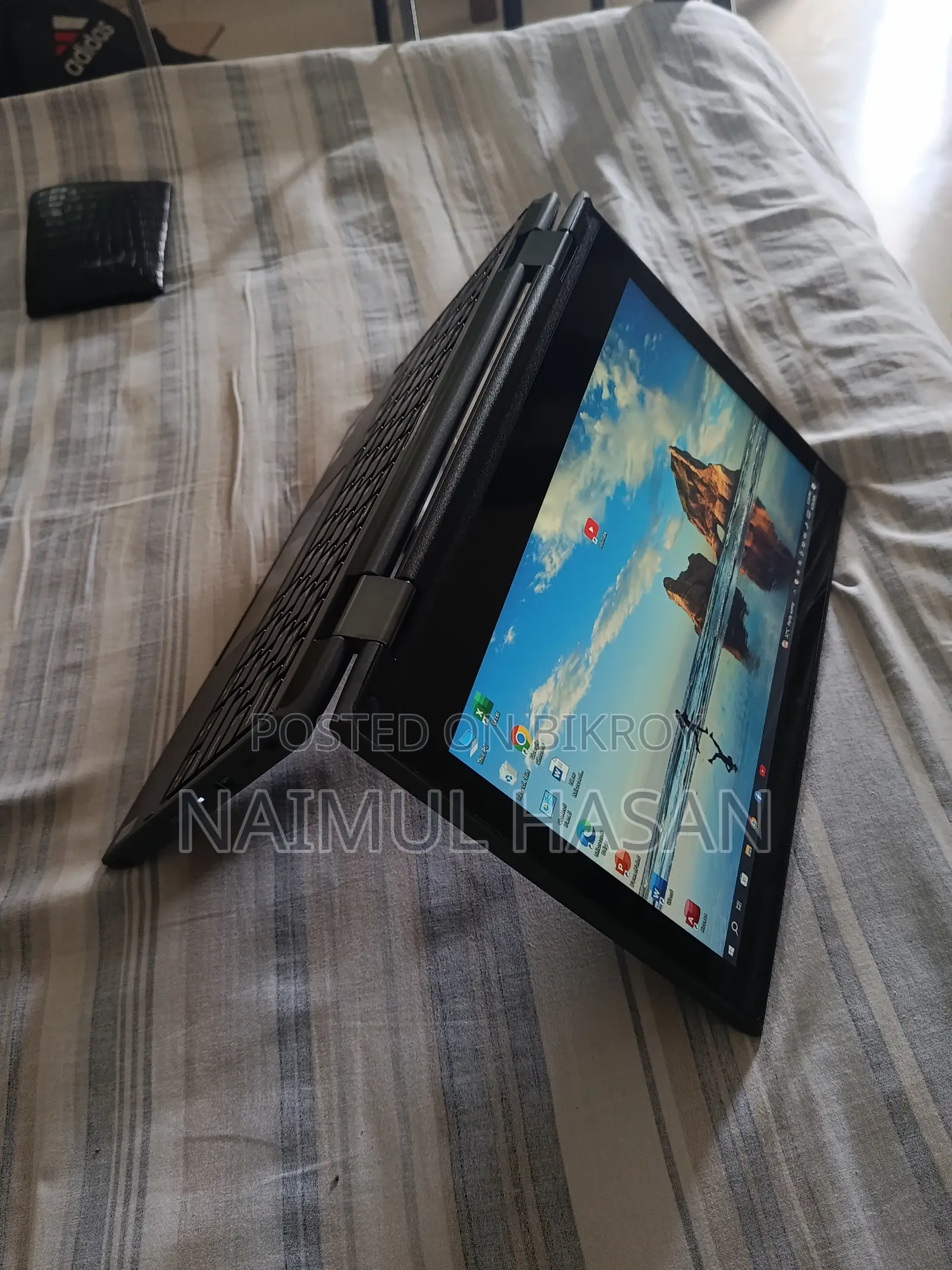 Laptop Lenovo 300e 8GB Intel SSD 128GB