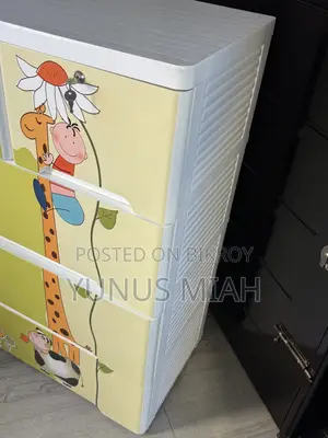 Desk-nmohammad