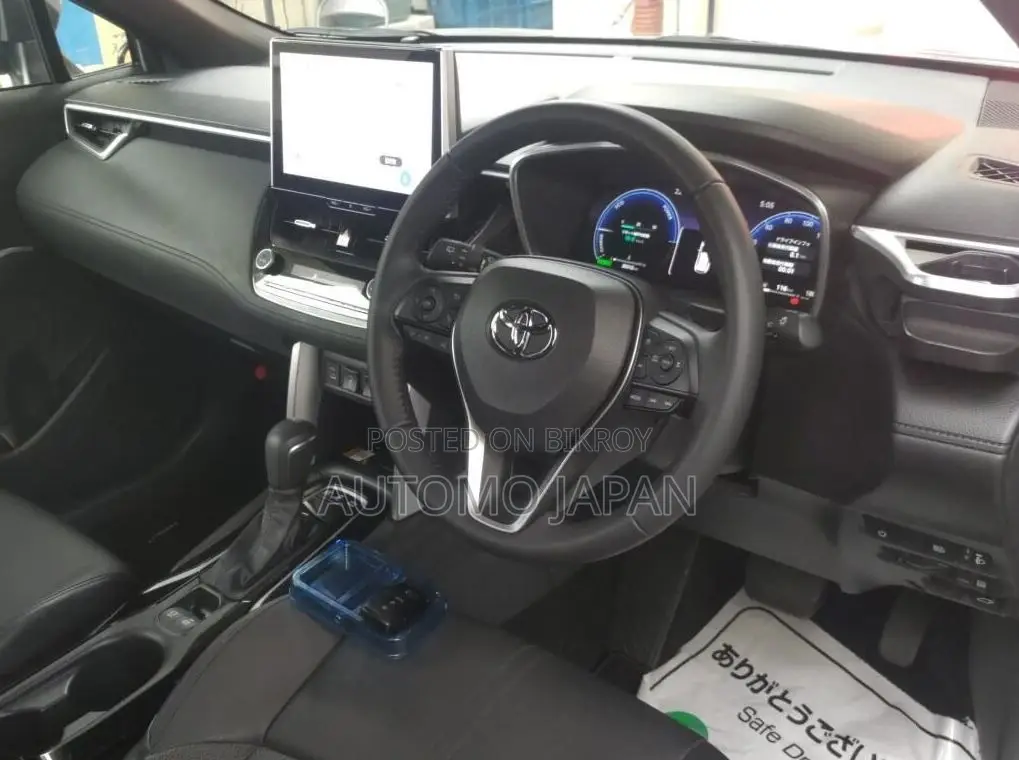New Toyota Corolla Cross 2024 Gray
