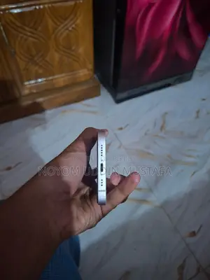 Apple iPhone 13 128 GB Pink