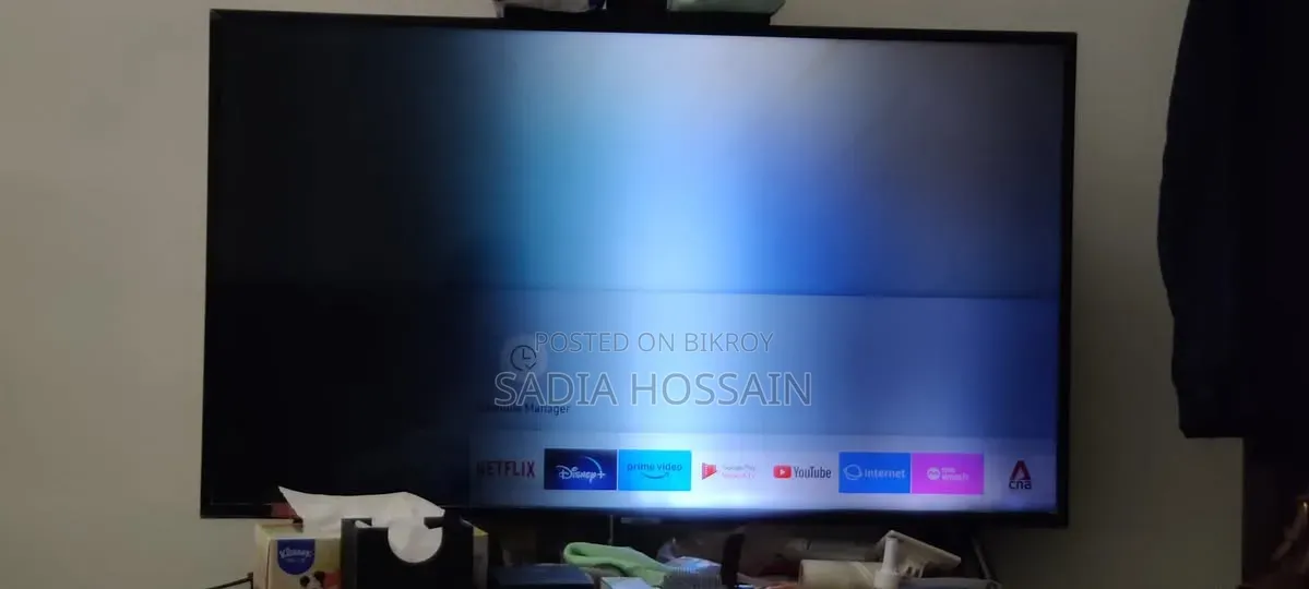 Samsung Ua50bu8000r Smart TV for sale.