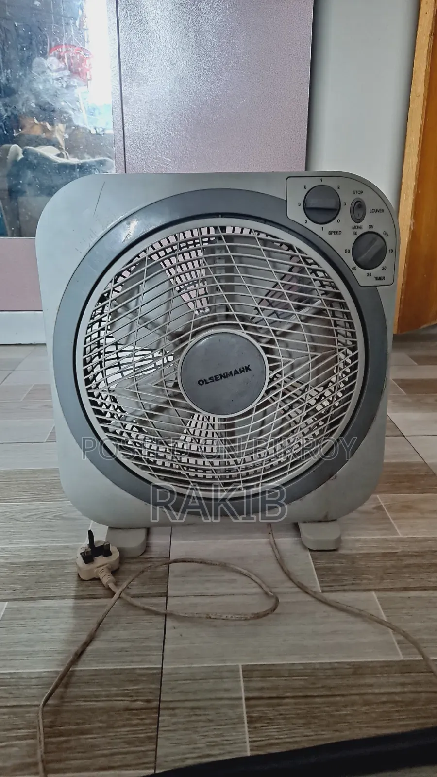 Olsenmark 12-Inch Box Fan (Model Omf1723)
