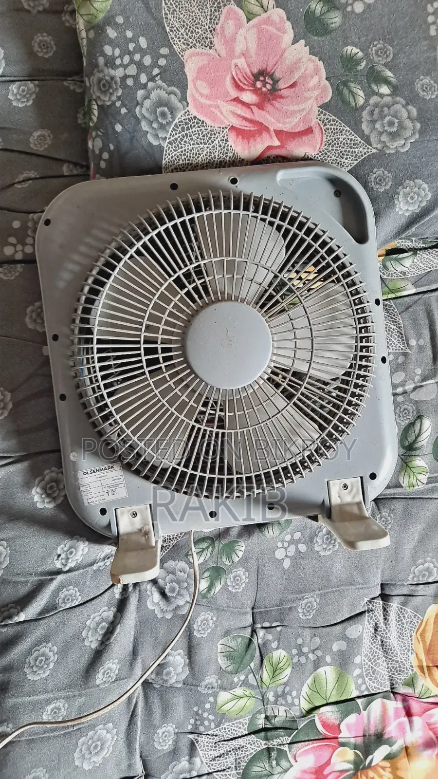 Olsenmark 12-Inch Box Fan (Model Omf1723)