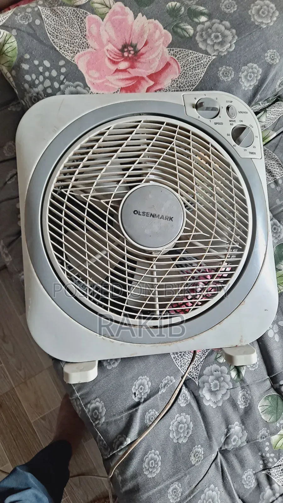 Olsenmark 12-Inch Box Fan (Model Omf1723)
