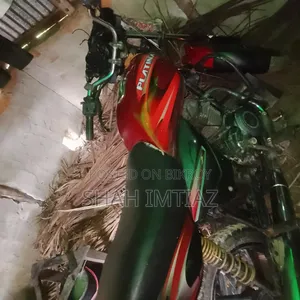 পিউজো কিসবি ২০২১ লাল