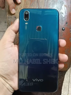 Vivo Y11 32 GB Blue