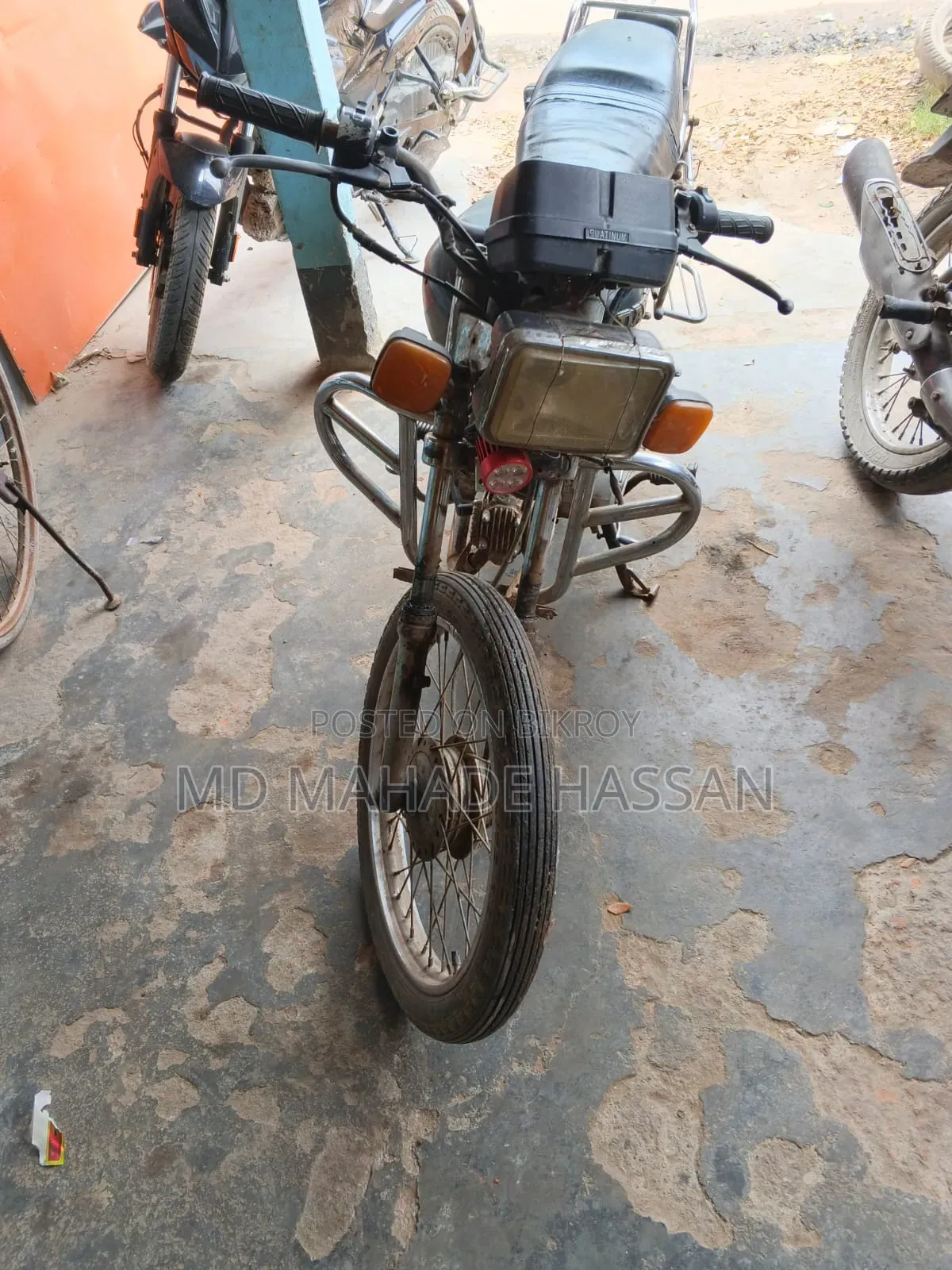 Dayang DY100T-6M 2010 Black