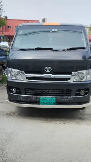 Toyota HiAce 2006 Ivory