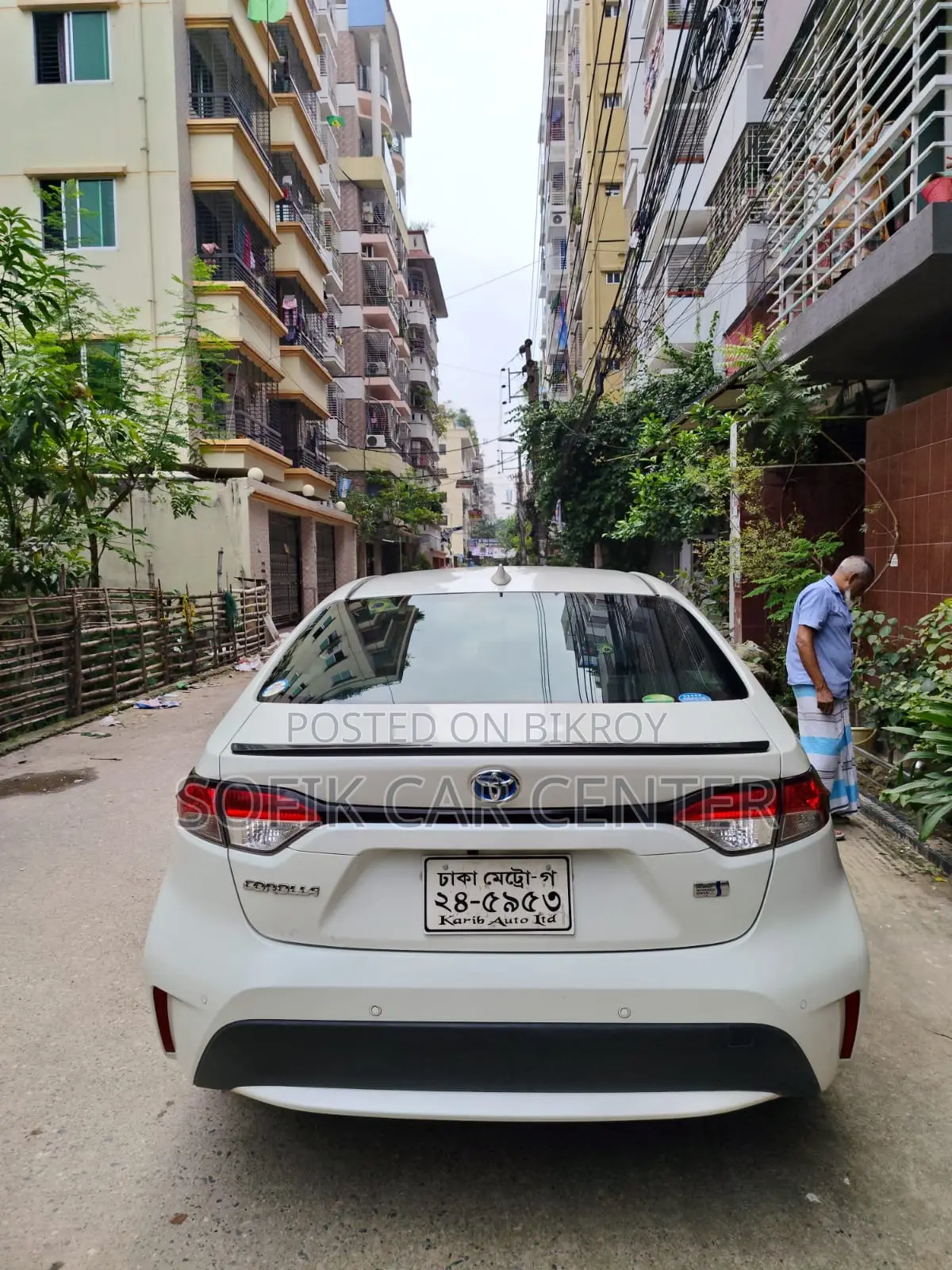 টয়োটা করোলা এল ২০২০ পার্ল