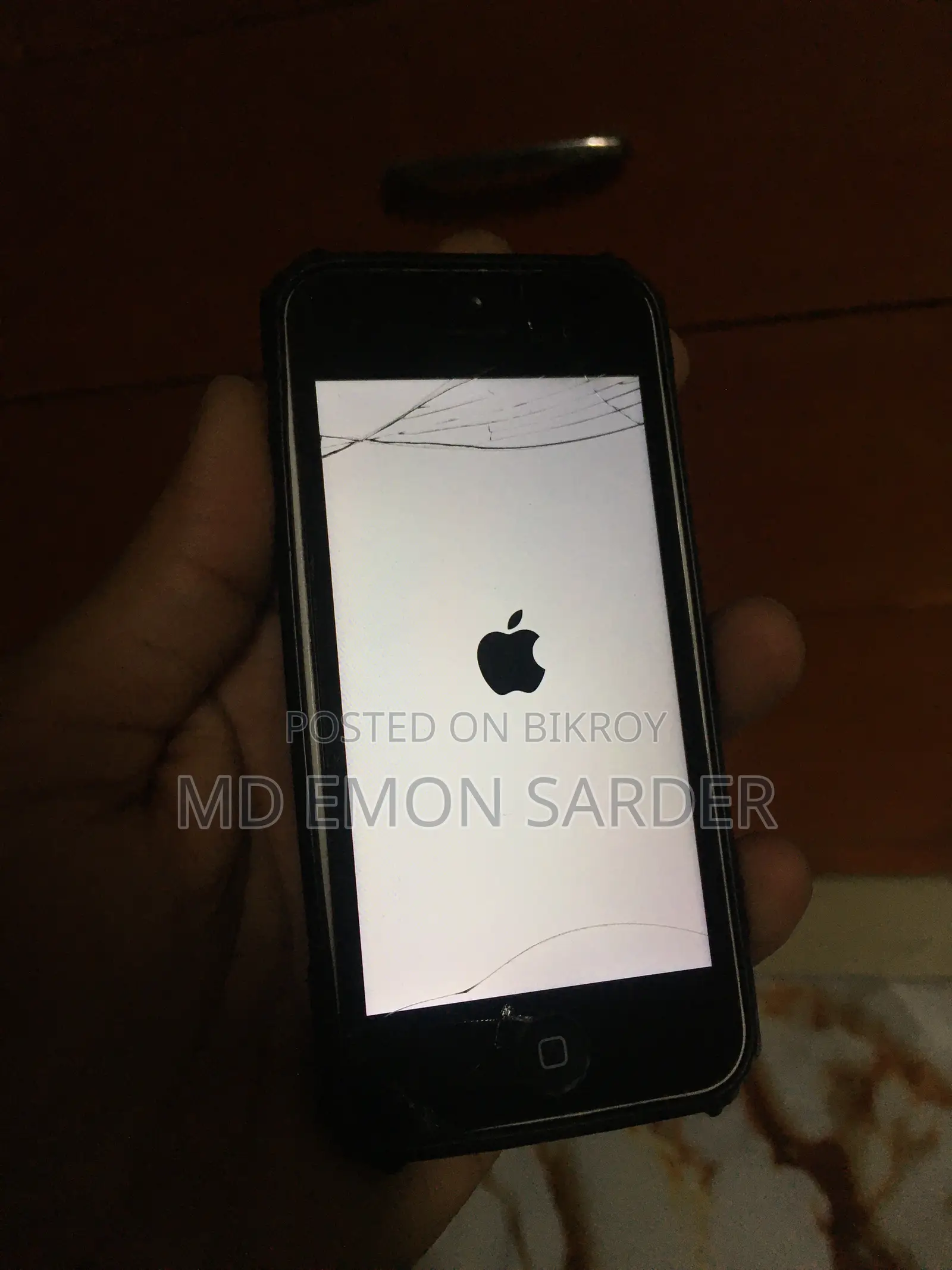 Apple iPhone 5s 32 GB White