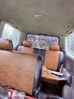 Toyota Noah 2004 Silver