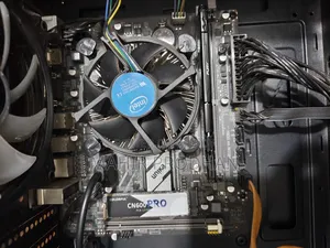 Desktop Computer 8GB Intel Core i5 SSD 256GB