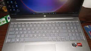 Laptop HP 15 8GB AMD Ryzen 5 SSD 512GB