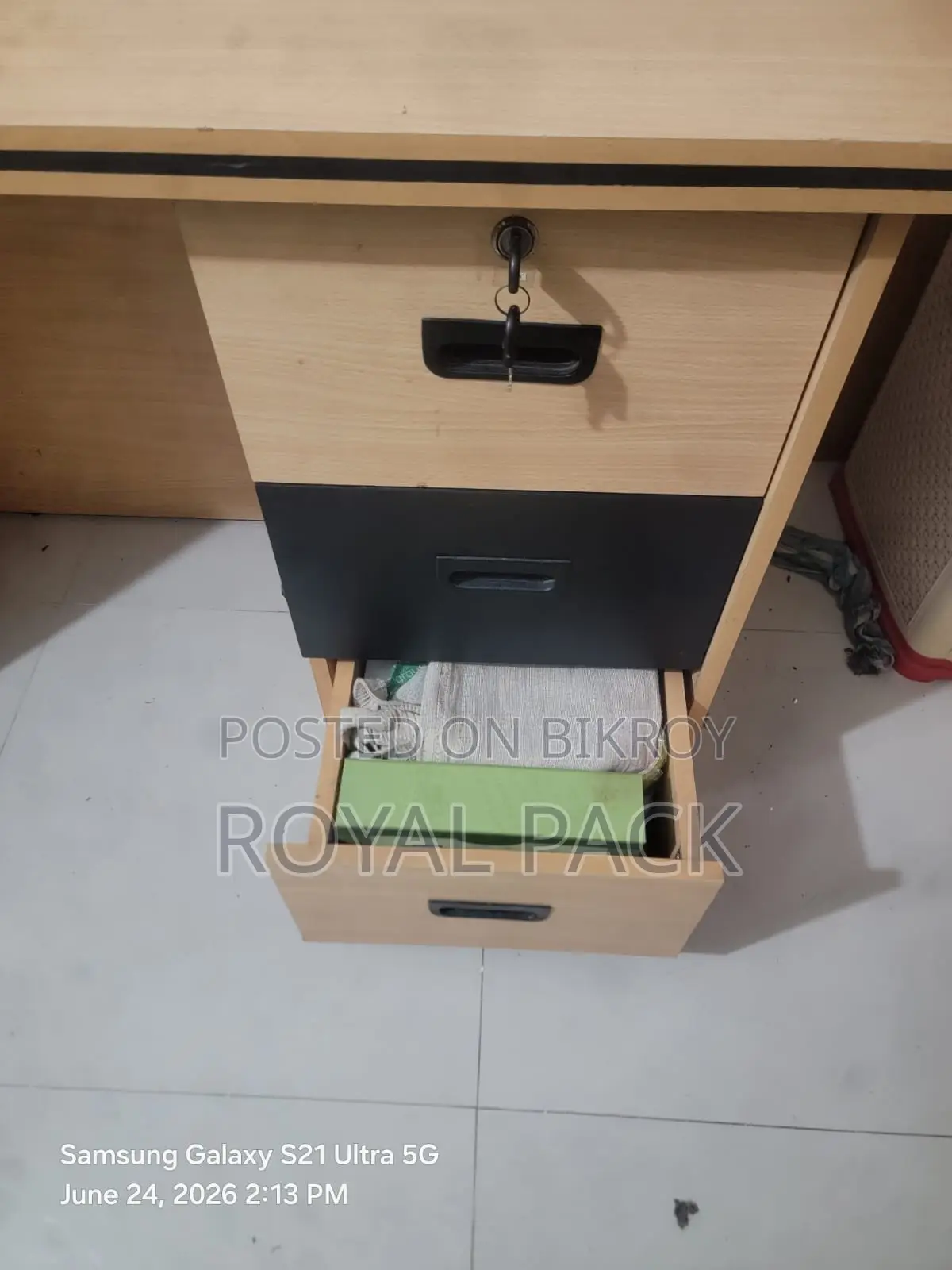 Secretariat Table and High-Back Revolving Chair for Sale at 50% Off