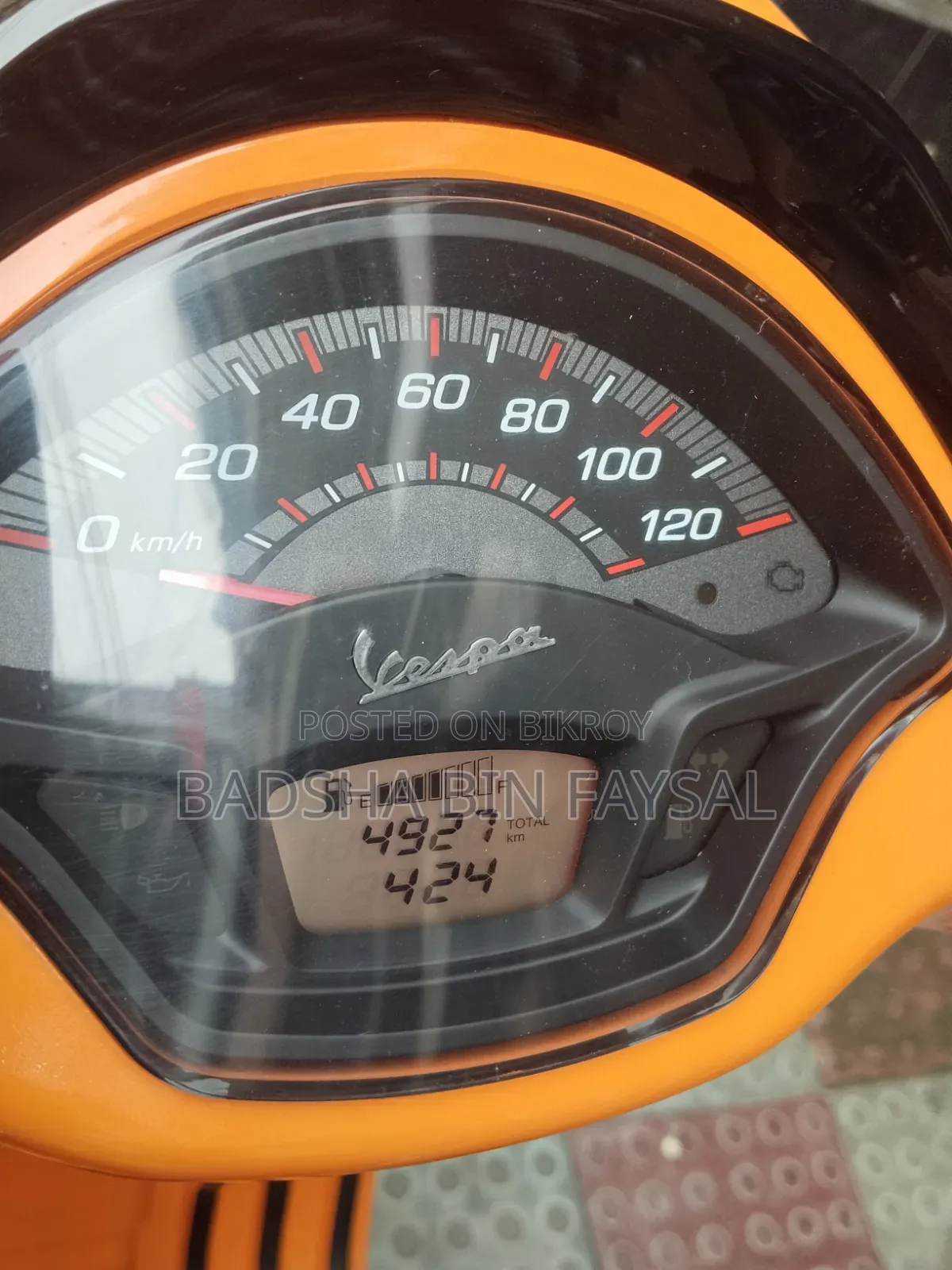 Piaggio Scooter 2022 Orange