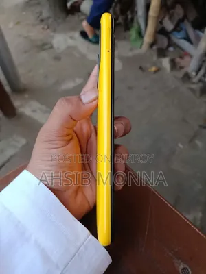 শাওমি পোকো এম৩ ১২৮ জিবি ইয়েলো